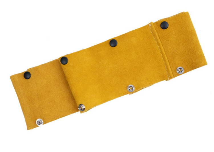 5800 4.25" SNAP LEATHER CABLE COVER